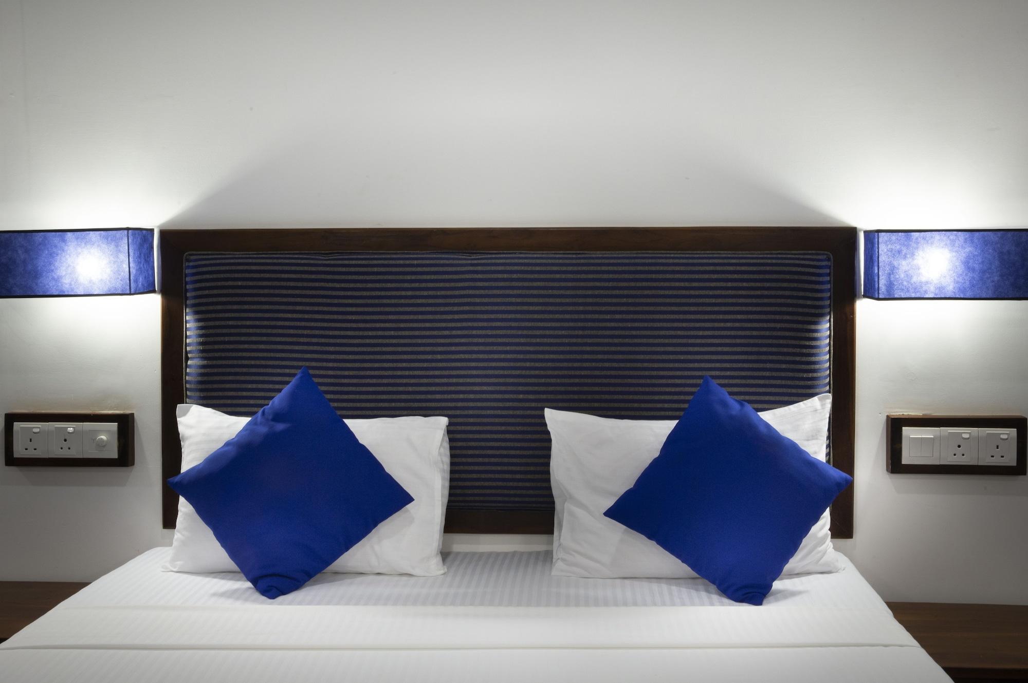 The Blue Wave Hotel Arugam Bay Bagian luar foto