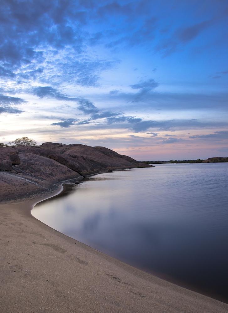 The Blue Wave Hotel Arugam Bay Bagian luar foto