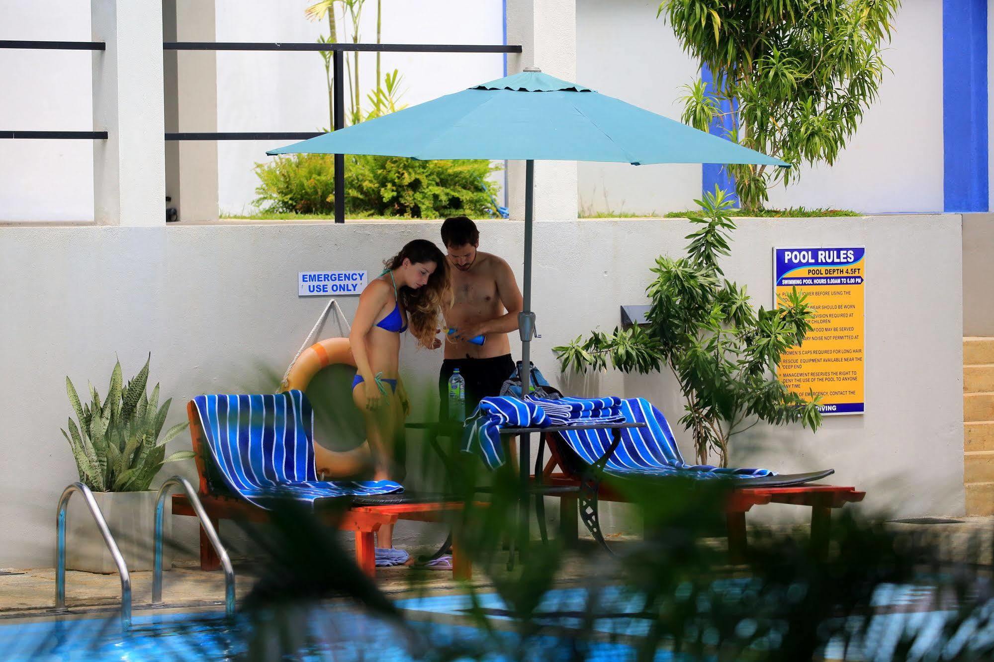 The Blue Wave Hotel Arugam Bay Bagian luar foto
